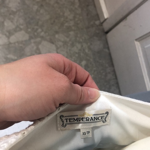 White summer dress - Picture 5 of 5